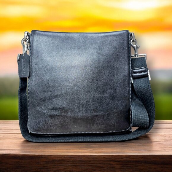 Coach Handbags - Coach Vintage 1999 Black Metro Flap Messenger Style 2-Way Bag - Style 9431